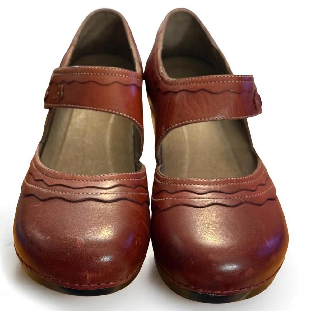 DANSKO Redwood Harlow Mary Jane Clogs Scalloped Floral Trim Leather NEW Sz 40